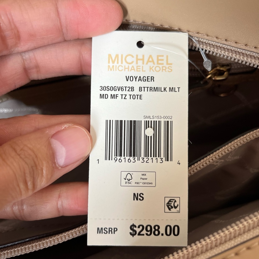 🌼Michael Kors Purse - Picture 8 of 15